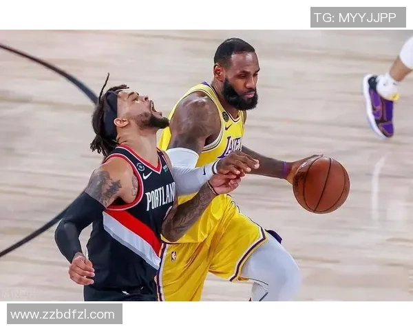 湖人对阵掘金老詹在比赛中得分情况分析与回顾