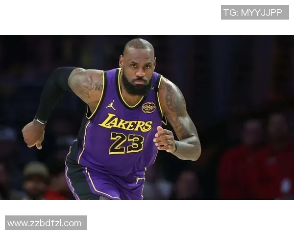 左脚伤病办理!詹姆斯明日出战鹈鹕成疑 再缺阵4场将无缘评奖